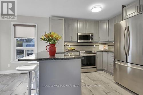 32 Rideaucrest Drive, Ottawa, ON - Indoor Photo Showing Kitchen With Stainless Steel Kitchen With Upgraded Kitchen