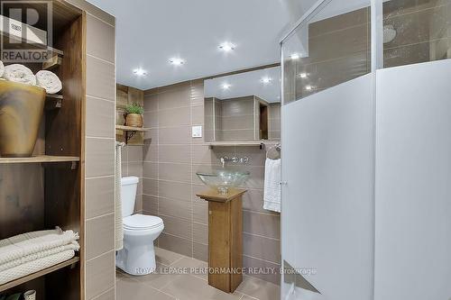 32 Rideaucrest Drive, Ottawa, ON - Indoor Photo Showing Bathroom