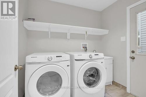 32 Rideaucrest Drive, Ottawa, ON - Indoor Photo Showing Laundry Room