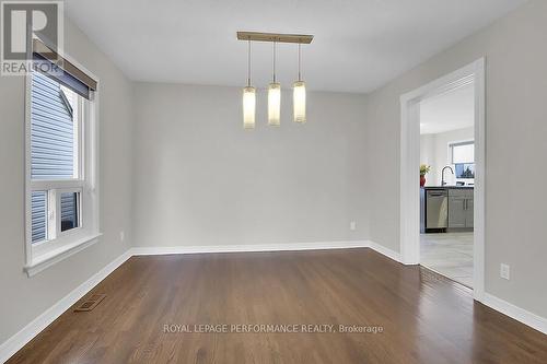 32 Rideaucrest Drive, Ottawa, ON - Indoor Photo Showing Other Room