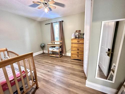 215 Marks Street N, Thunder Bay, ON - Indoor Photo Showing Bedroom