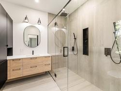 Ensuite bathroom - 