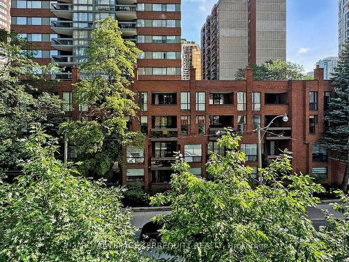 313-32 Davenport Rd, Toronto, ON - Outdoor With Balcony With Facade