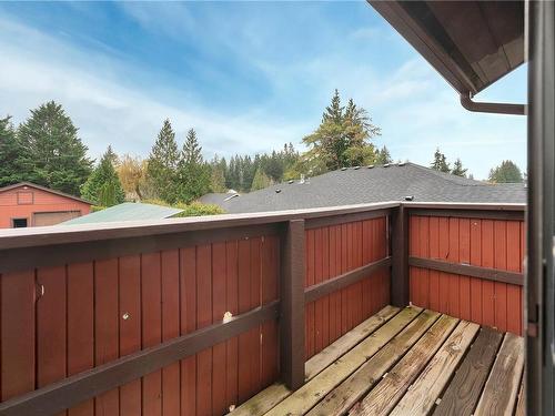 811 Nicholls Rd, Campbell River, BC 