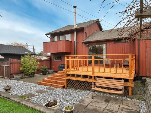 811 Nicholls Rd, Campbell River, BC 