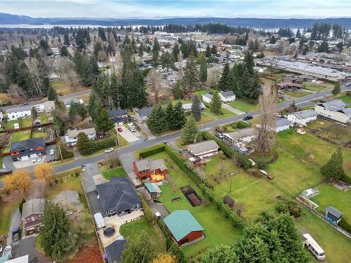 811 Nicholls Rd, Campbell River, BC 