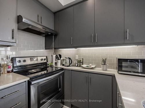 607-15 Zorra St, Toronto, ON - Indoor Photo Showing Kitchen With Stainless Steel Kitchen With Upgraded Kitchen