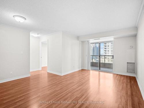 1518-3880 Duke Of York Blvd, Mississauga, ON - Indoor Photo Showing Other Room