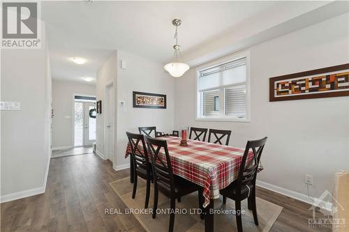 510 Prominence Way, Ottawa, ON - Indoor Photo Showing Dining Room