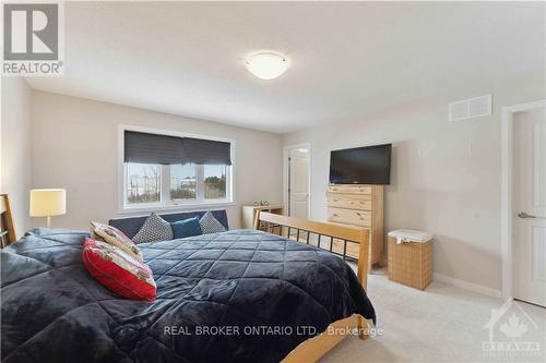 510 Prominence Way, Ottawa, ON - Indoor Photo Showing Bedroom