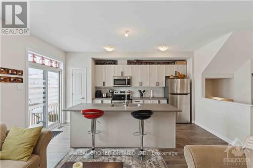 510 Prominence Way, Ottawa, ON - Indoor Photo Showing Kitchen