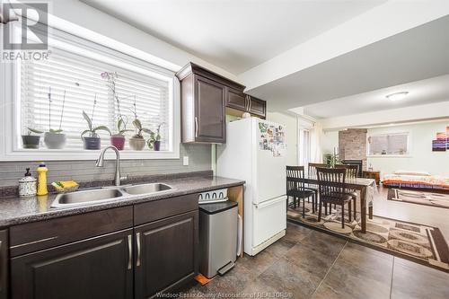 1937 Mark Avenue, Windsor, ON - Indoor Photo Showing Kitchen With Double Sink