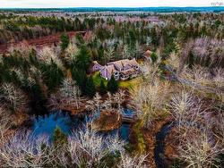 45 Delaney Drive  Beaver Bank, NS B4G 1E4