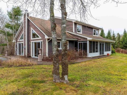 45 Delaney Drive, Beaver Bank, NS 