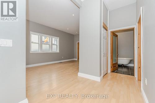 12 Fleet Street, Brantford, ON - Indoor Photo Showing Other Room