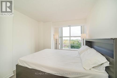 502 - 90 Dale Avenue, Toronto, ON - Indoor Photo Showing Bedroom