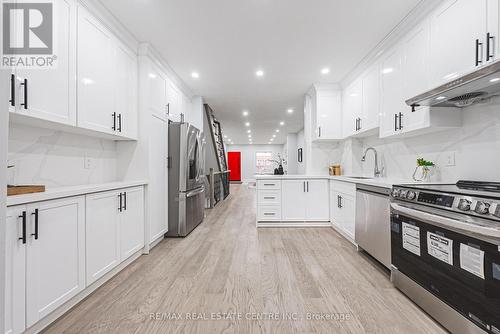 555 Milverton Boulevard, Toronto, ON - Indoor Photo Showing Kitchen With Upgraded Kitchen