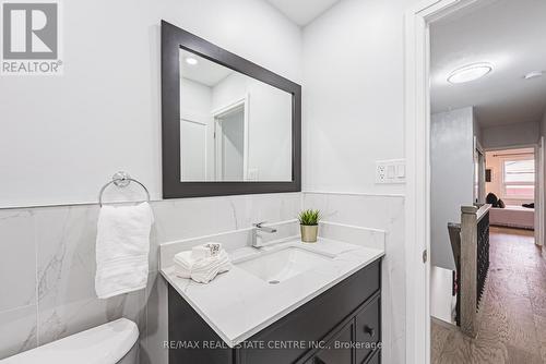 555 Milverton Boulevard, Toronto, ON - Indoor Photo Showing Bathroom