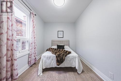 555 Milverton Boulevard, Toronto, ON - Indoor Photo Showing Bedroom