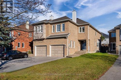 22 Widdifield Avenue, Newmarket, ON - Outdoor