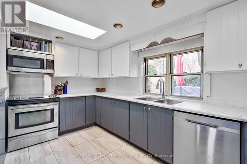 168 Morrison Avenue, Brock, ON - Indoor Photo Showing Kitchen With Double Sink