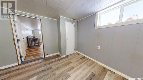 821 5Th Avenue Nw, Moose Jaw, SK - Indoor Photo Showing Other Room