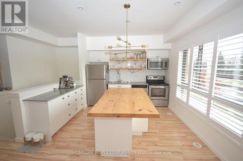 6 - 369 Essa Road, Barrie, ON - Indoor Photo Showing Kitchen