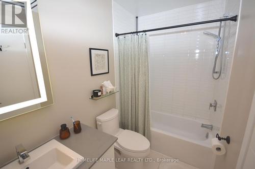 6 - 369 Essa Road, Barrie, ON - Indoor Photo Showing Bathroom