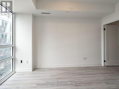 503 - 3005 Pine Glen Road, Oakville, ON - Indoor Photo Showing Other Room