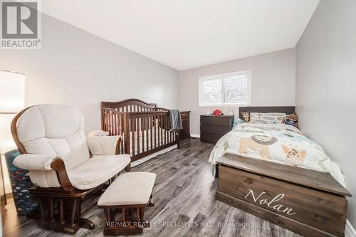 41 Lincoln Court, Brampton, ON - Indoor Photo Showing Bedroom