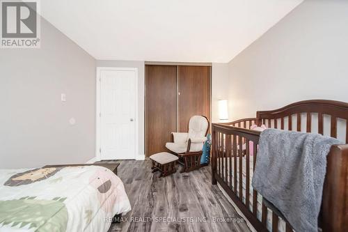 41 Lincoln Court, Brampton, ON - Indoor Photo Showing Bedroom