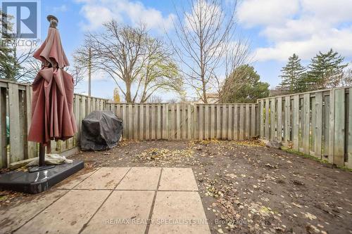 41 Lincoln Court, Brampton, ON - Outdoor