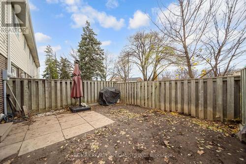 41 Lincoln Court, Brampton, ON - Outdoor