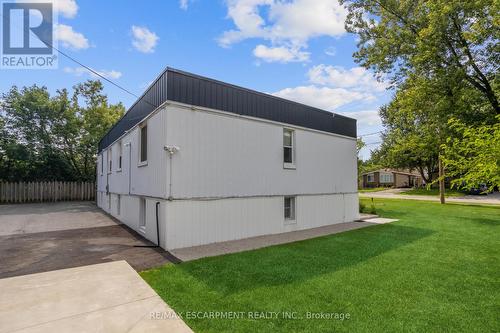 2336 Mountainside Drive, Burlington, ON - Outdoor With Exterior