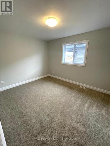 16 Kingsbridge Drive, Amherstburg, ON - Indoor Photo Showing Other Room