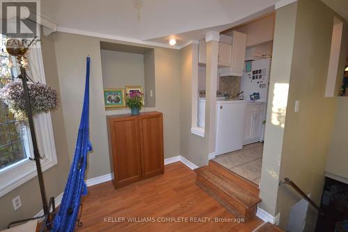 25 Chatham Street, Hamilton, ON - Indoor Photo Showing Laundry Room