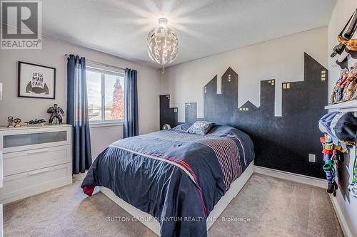 309 Vienna Street, Hamilton, ON - Indoor Photo Showing Bedroom