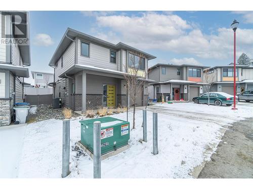 1323 Kinross Place Unit# 127, Kamloops, BC - Outdoor