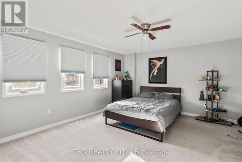 1040 Beaver Valley Crescent, Oshawa (Northglen), ON - Indoor Photo Showing Bedroom