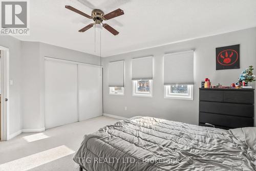 1040 Beaver Valley Crescent, Oshawa (Northglen), ON - Indoor Photo Showing Bedroom