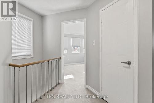 1040 Beaver Valley Crescent, Oshawa (Northglen), ON - Indoor Photo Showing Other Room