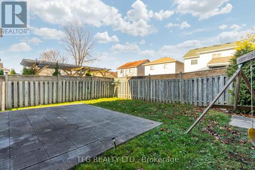 1040 Beaver Valley Crescent, Oshawa (Northglen), ON - Outdoor