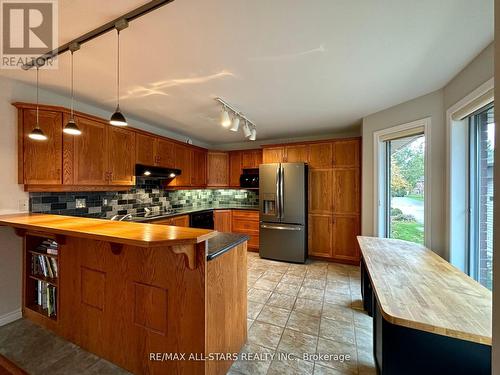 22 Ports Drive, Kawartha Lakes (Bobcaygeon), ON - Indoor Photo Showing Kitchen