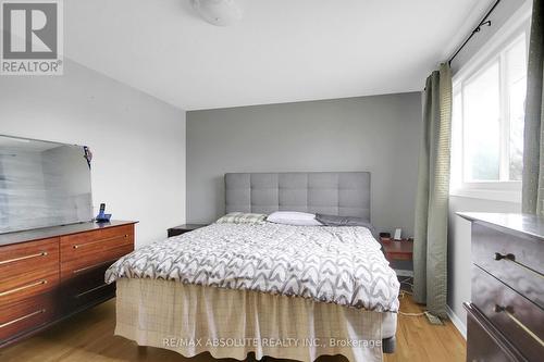 8 Aurora Crescent, Ottawa, ON - Indoor Photo Showing Bedroom