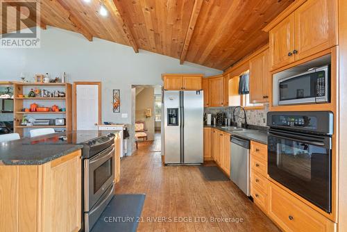 52 Caintown Road, Front Of Yonge, ON - Indoor Photo Showing Kitchen