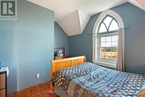 52 Caintown Road, Front Of Yonge, ON - Indoor Photo Showing Bedroom