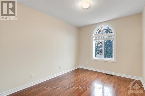 95 Springcreek Crescent, Ottawa, ON - Indoor Photo Showing Other Room