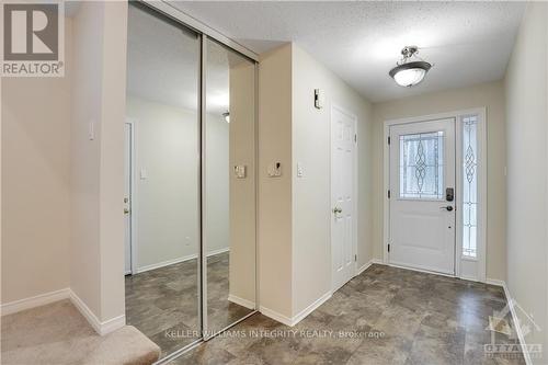 95 Springcreek Crescent, Ottawa, ON - Indoor Photo Showing Other Room