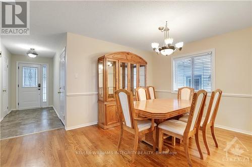 95 Springcreek Crescent, Ottawa, ON - Indoor Photo Showing Dining Room