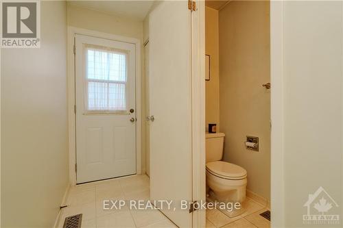 6342 Viseneau Drive, Ottawa, ON - Indoor Photo Showing Bathroom